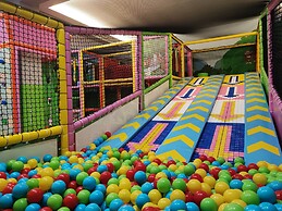 Aileena Hotel & Villas