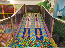 Aileena Hotel & Villas