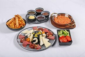 Aileena Hotel & Villas