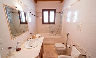 Villa Geraldina  con piscina