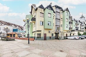 Plac Neptuna Apartments by Renters