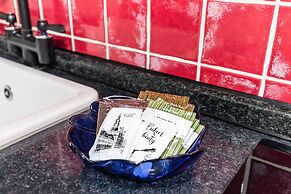 Plac Neptuna Apartments by Renters