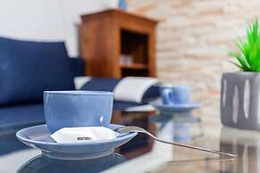 Plac Neptuna Apartments by Renters