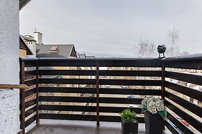 Plac Neptuna Apartments by Renters