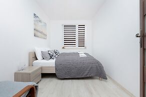 Paryska Apartments by Renters