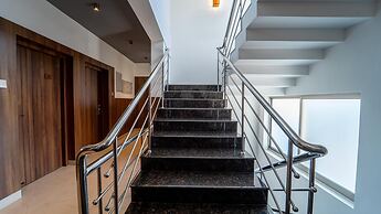 Treebo Petals Suites