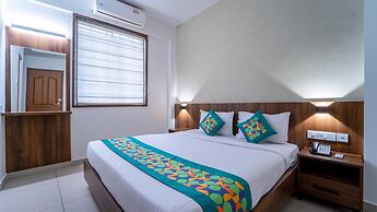 Treebo Petals Suites