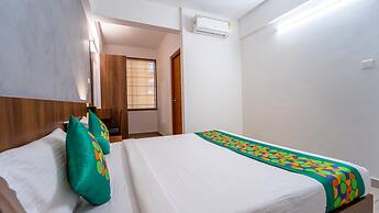 Treebo Petals Suites