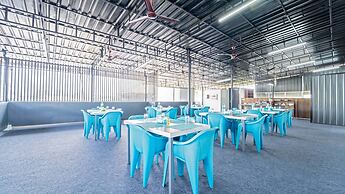 Treebo Petals Suites