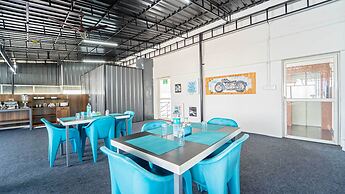 Treebo Petals Suites