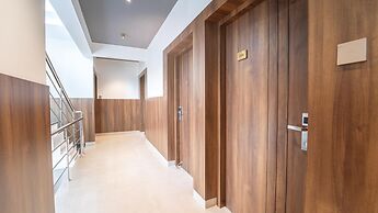 Treebo Petals Suites