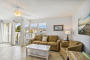 SPC 2013 is a Pet Friendly Upstairs 1 BR With Seasonal Beach Setup by 
