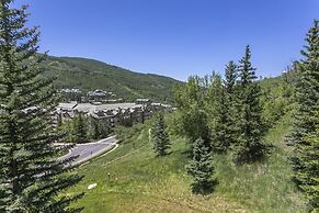 Beaver Creek 326 Kiva Condo easy access to Ski in/Ski Out by RedAwning