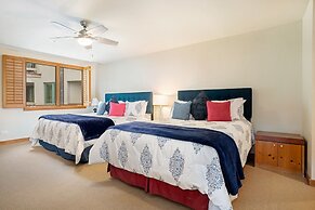 Beaver Creek 326 Kiva Condo easy access to Ski in/Ski Out by RedAwning