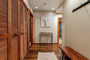 Beaver Creek 326 Kiva Condo easy access to Ski in/Ski Out by RedAwning