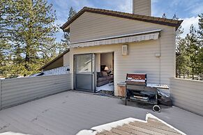 8 Crag Home with Private Indoor Hot Tub, Bike is Provided for Outdoor 