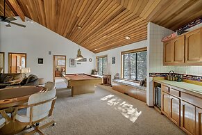 8 Crag Home with Private Indoor Hot Tub, Bike is Provided for Outdoor 