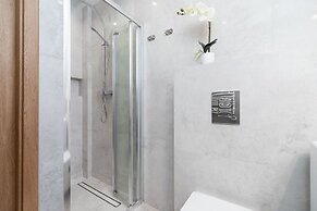 Apartment Nadwislanska Cracow by Renters