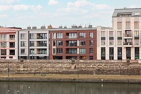 Apartment Nadwislanska Cracow by Renters
