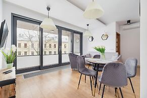 Apartment Nadwislanska Cracow by Renters