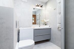 Apartment Nadwislanska Cracow by Renters