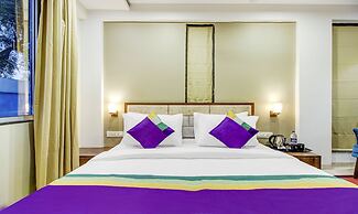 Treebo The Pavilion, Railway Station