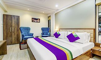 Treebo The Pavilion, Railway Station