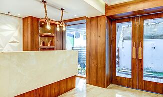 Treebo The Pavilion, Railway Station