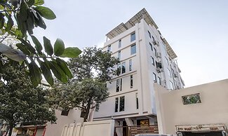 Treebo The Pavilion, Railway Station