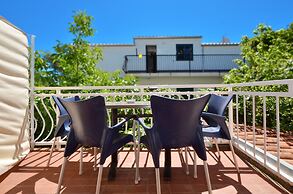 C - apt w. Balcony, Shared Terrace & the sea View