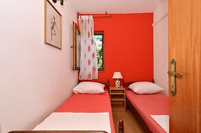 C - apt w. Balcony, Shared Terrace & the sea View