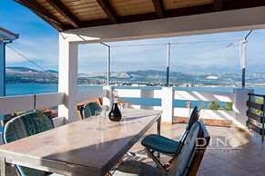 A1 Large apt With the big Terrace & Great sea View