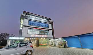 Treebo Atithi Comforts, 1 Km From Nisargadhama Forest