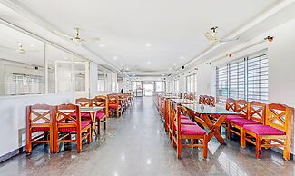 Treebo Atithi Comforts, 1 Km From Nisargadhama Forest