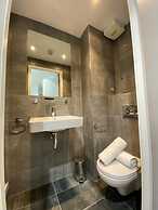 Eyre Square Galway Central Self Catering