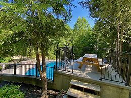 Hey Diddle Diddle 3 Bedroom Cabin by RedAwning