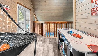 Hey Diddle Diddle 3 Bedroom Cabin by RedAwning