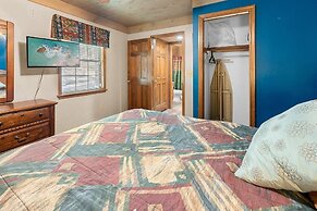 Hey Diddle Diddle 3 Bedroom Cabin by RedAwning