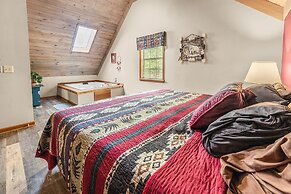 Hey Diddle Diddle 3 Bedroom Cabin by RedAwning