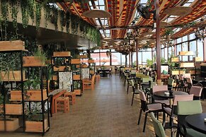 Boulevard Palace Hotel