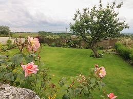 Ingleton - 2 Bed Cottage - Sleeps 4 - Pet Friendly