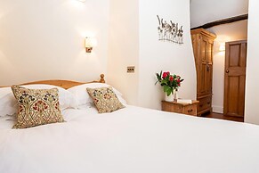 Ingleton - 2 Bed Cottage - Sleeps 4 - Pet Friendly