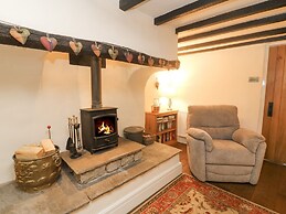 Ingleton - 2 Bed Cottage - Sleeps 4 - Pet Friendly