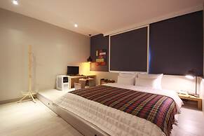 Busan Deokcheon Den Basta Hotel