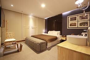 Busan Deokcheon Den Basta Hotel