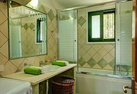 Villa Iremia & Villa Galini