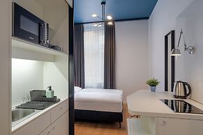 Dean's Home Budapest