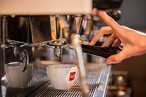 Dean's Home Budapest