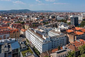 Dean's Home Budapest