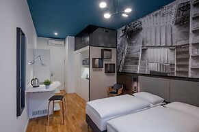 Dean's Home Budapest